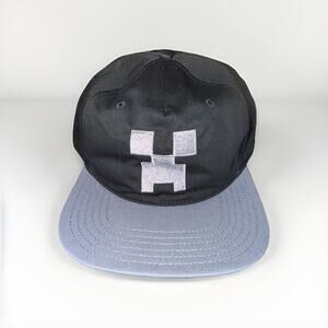 Minecraft 100% Cotton OSFM Black And Silver Snapback By Mad Engine NWOT Original